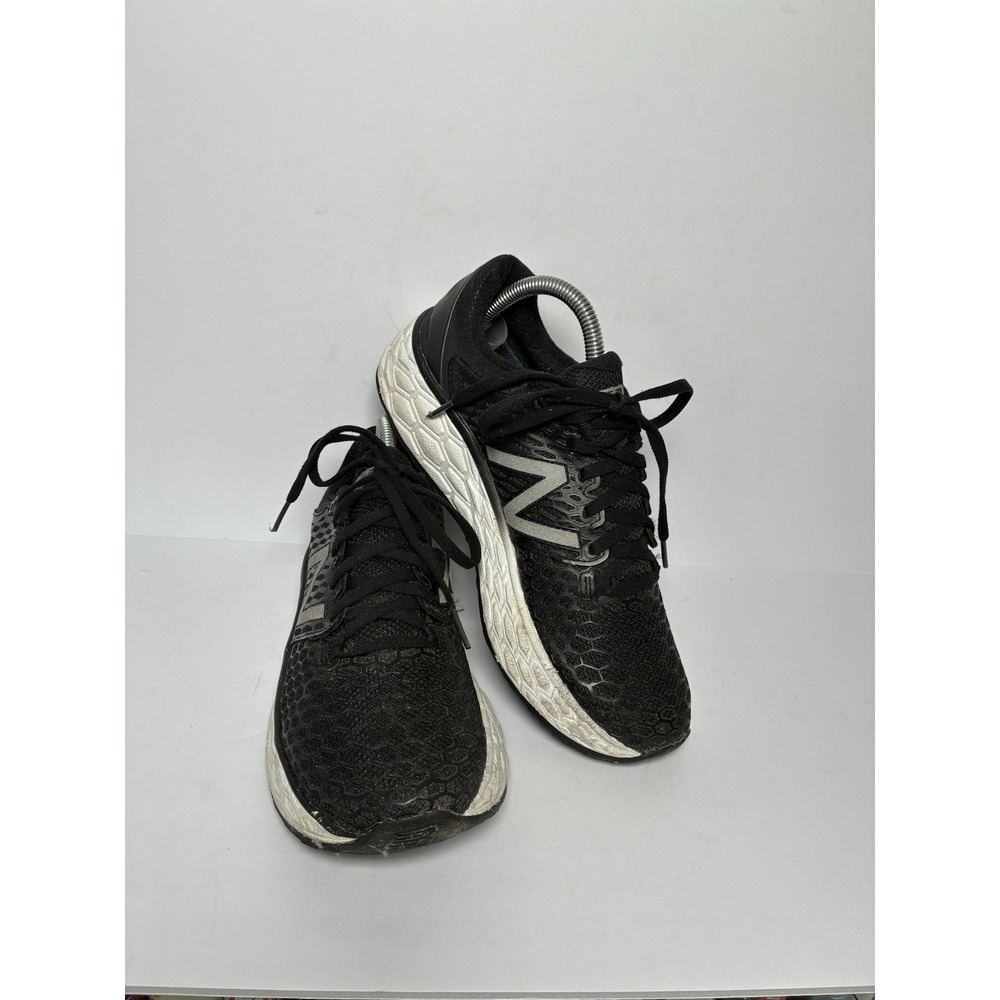 New Balance Fresh Foam Vongo v3 Black‎ Silver Women's Running Shoes Size 8.5